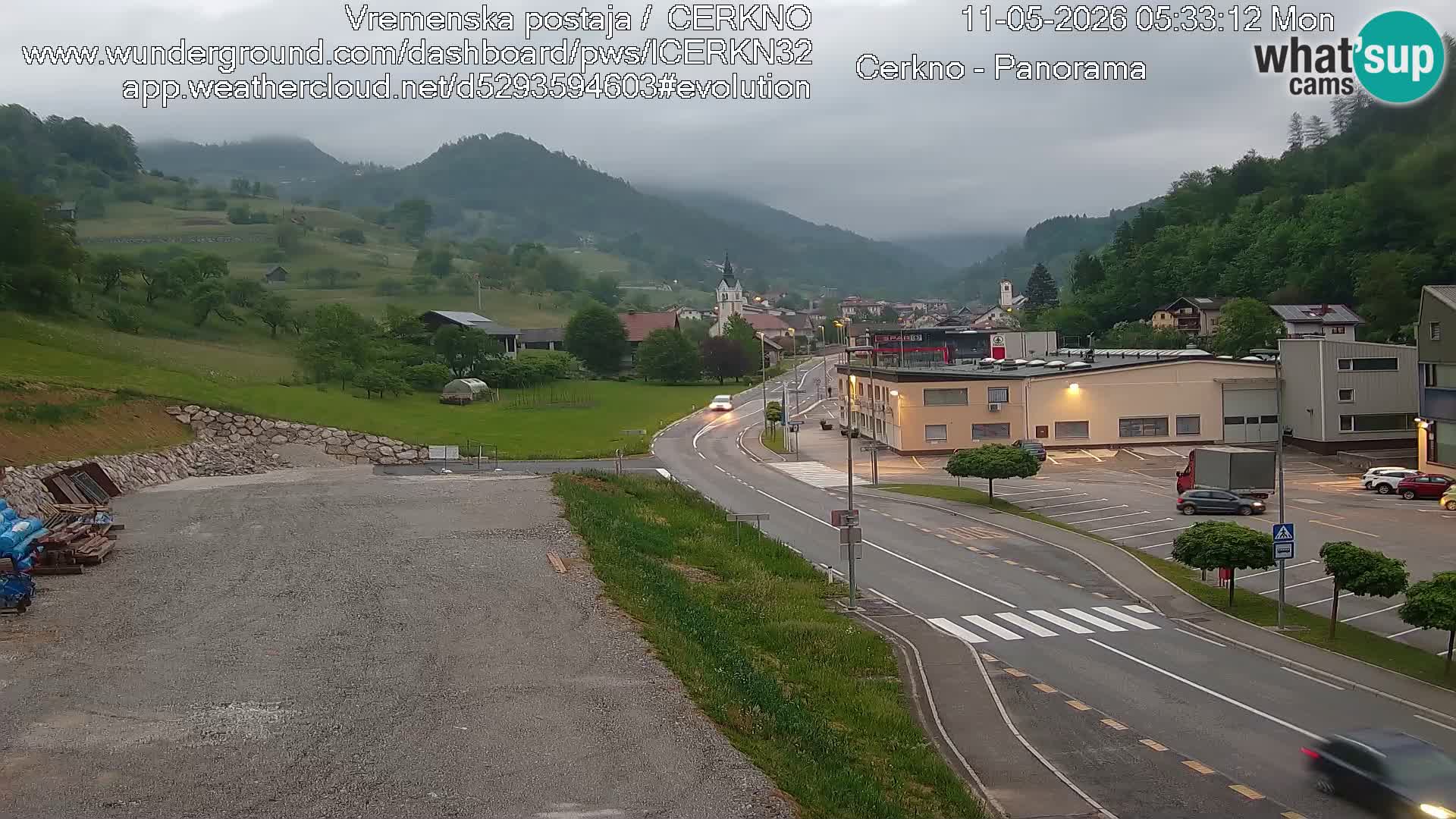 Webcam en direct – Entrée de la ville de Cerkno