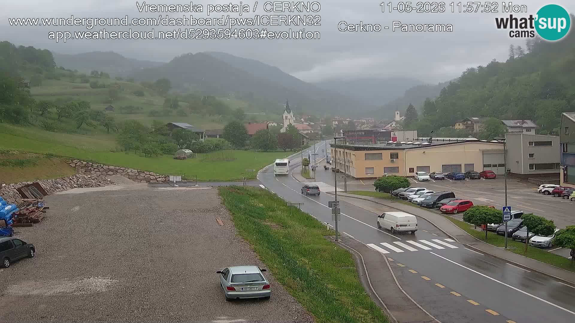 Webcam en direct – Entrée de la ville de Cerkno