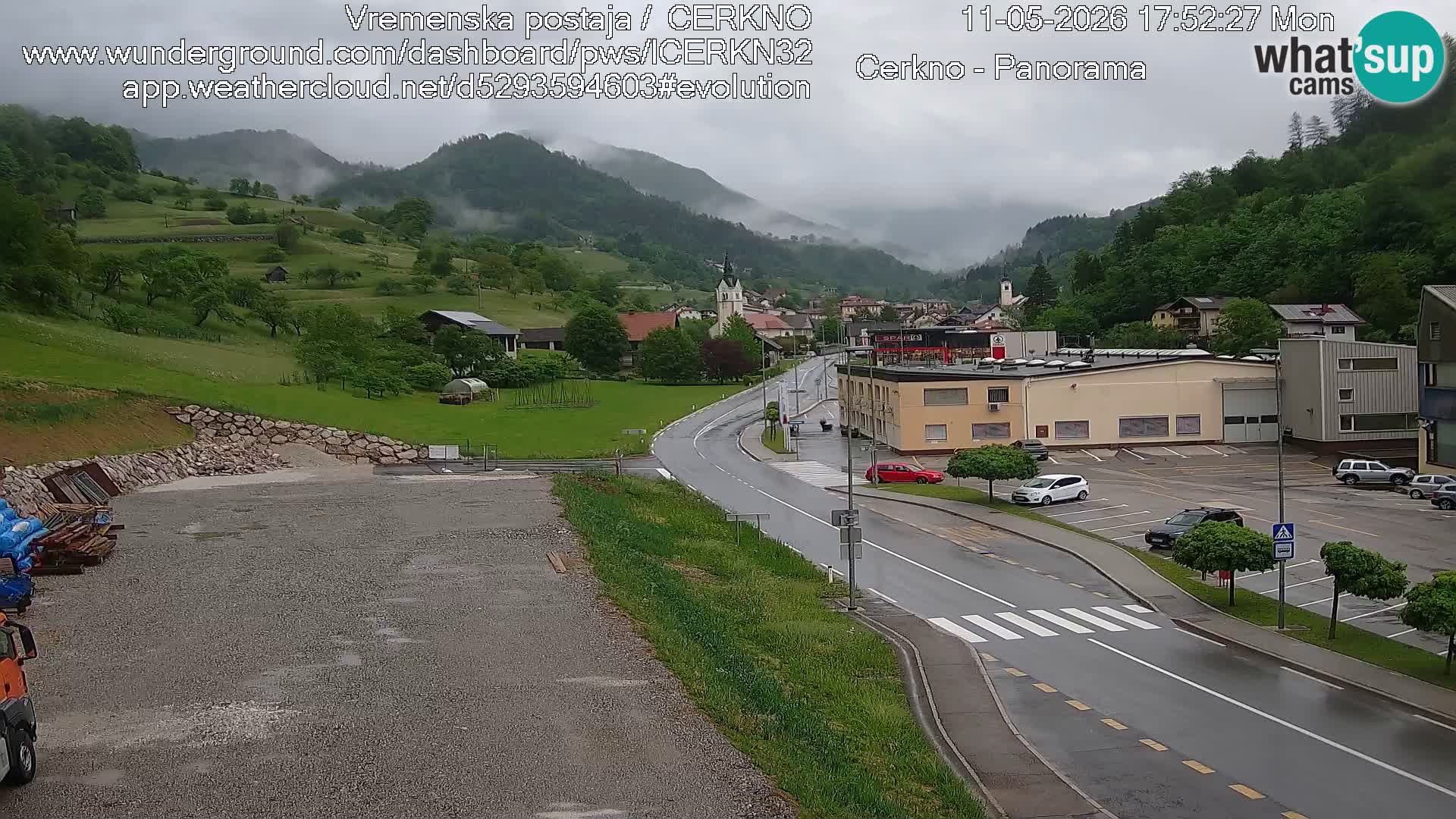 Cerkno city entrance Live Webcam