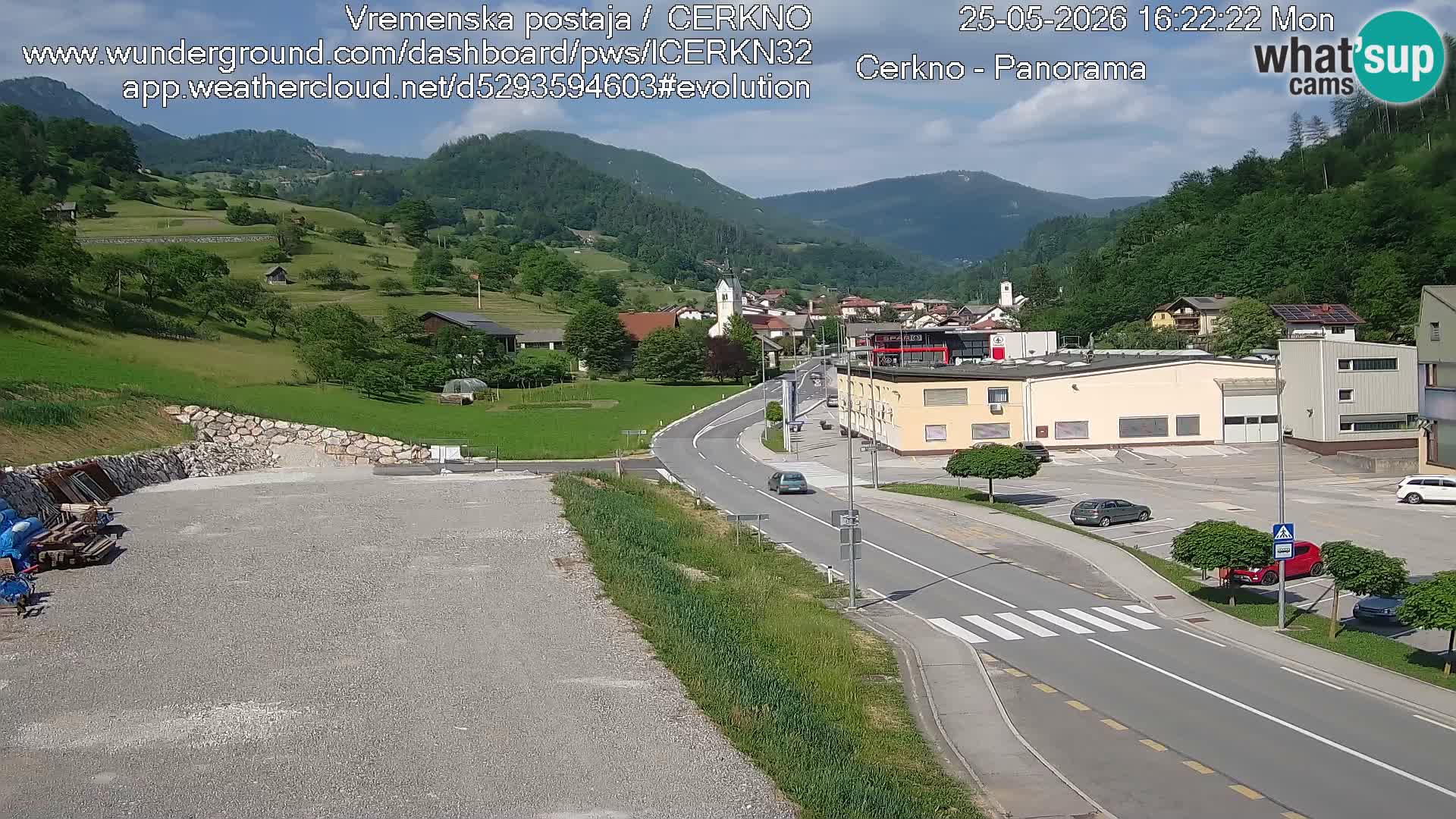 Cerkno entrada a la ciudad Webcam en vivo