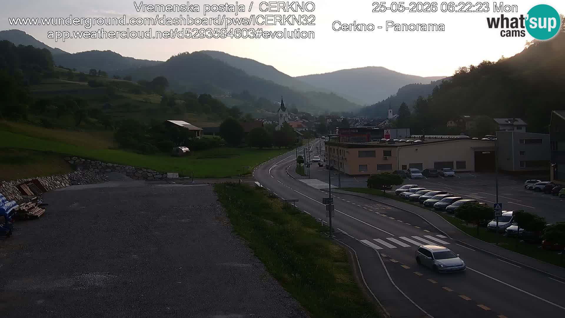 Webcam en direct – Entrée de la ville de Cerkno