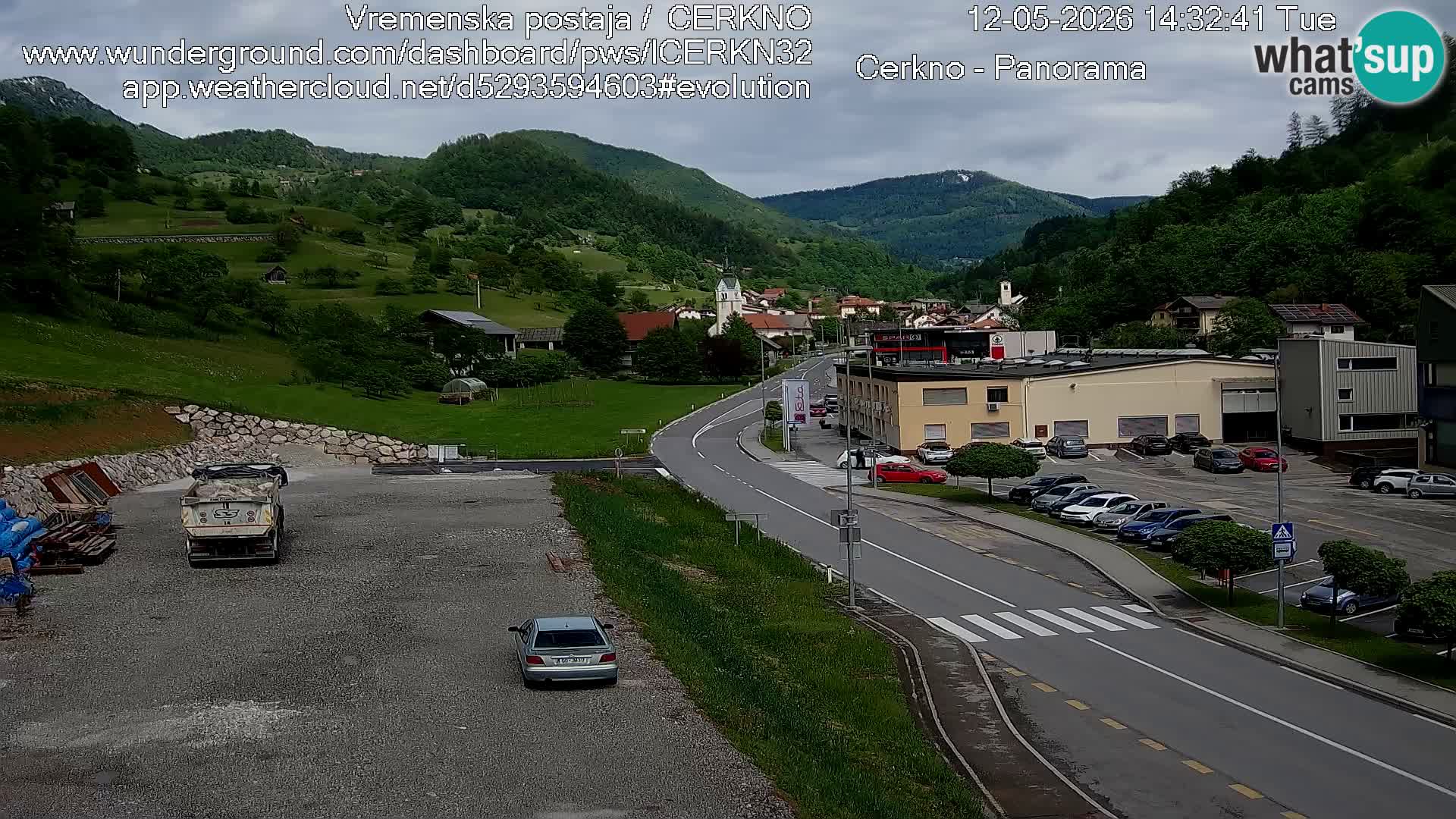 Cerkno city entrance Live Webcam