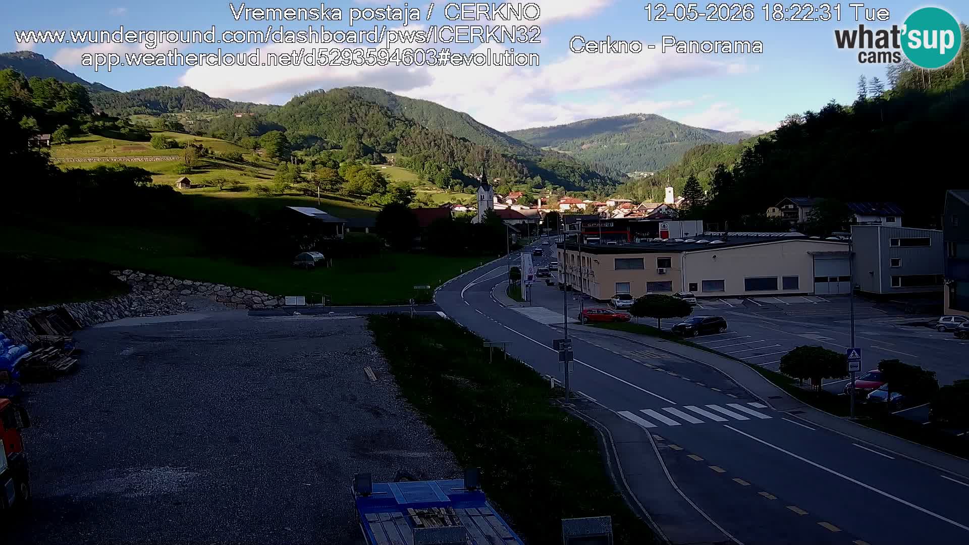Cerkno entrada a la ciudad Webcam en vivo