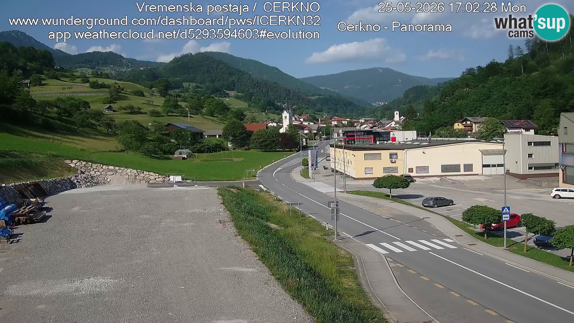 Webcam en direct – Entrée de la ville de Cerkno