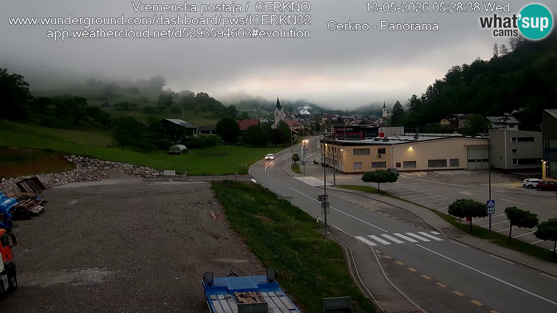 Cerkno entrada a la ciudad Webcam en vivo