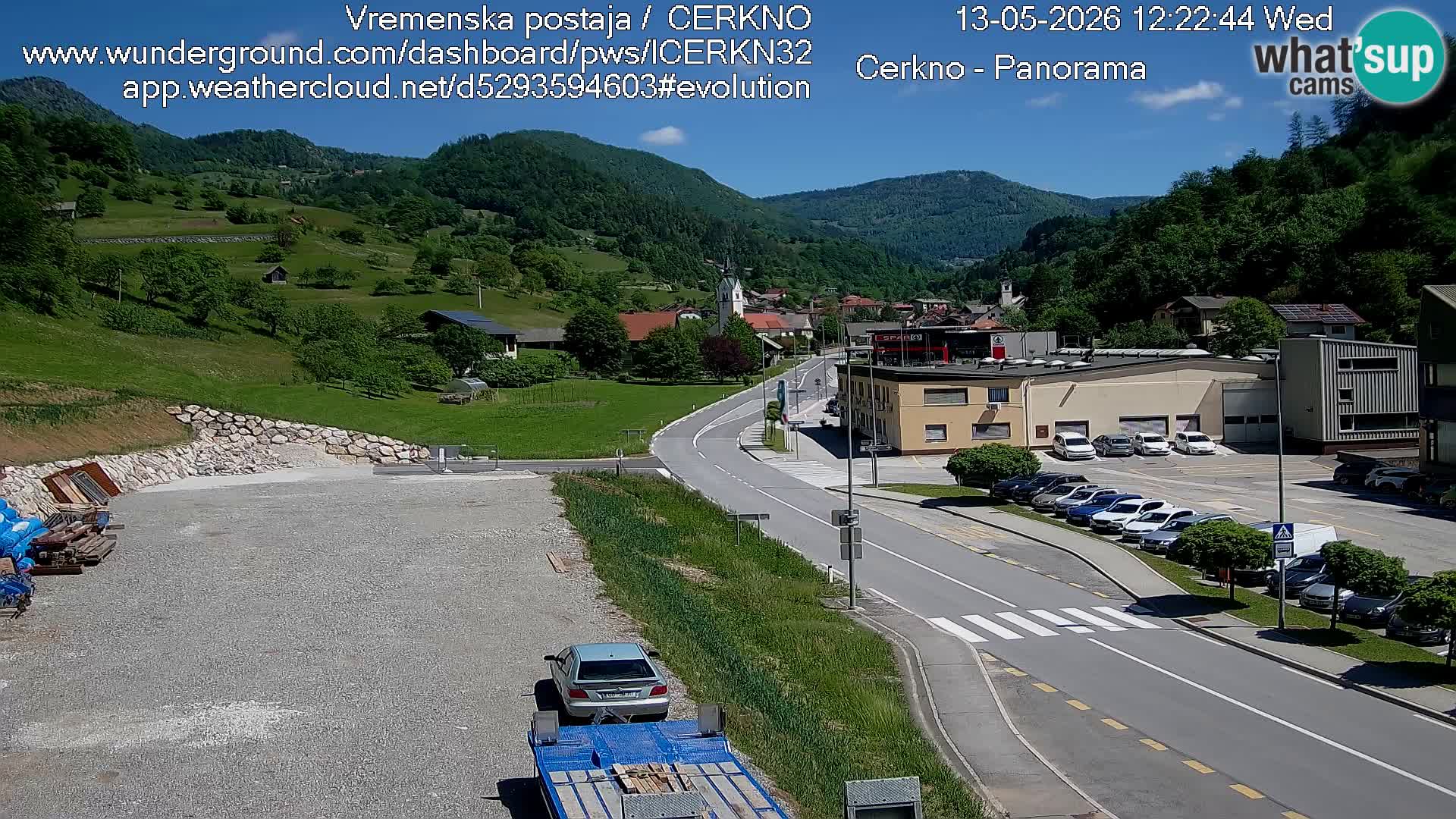 Webcam en direct – Entrée de la ville de Cerkno