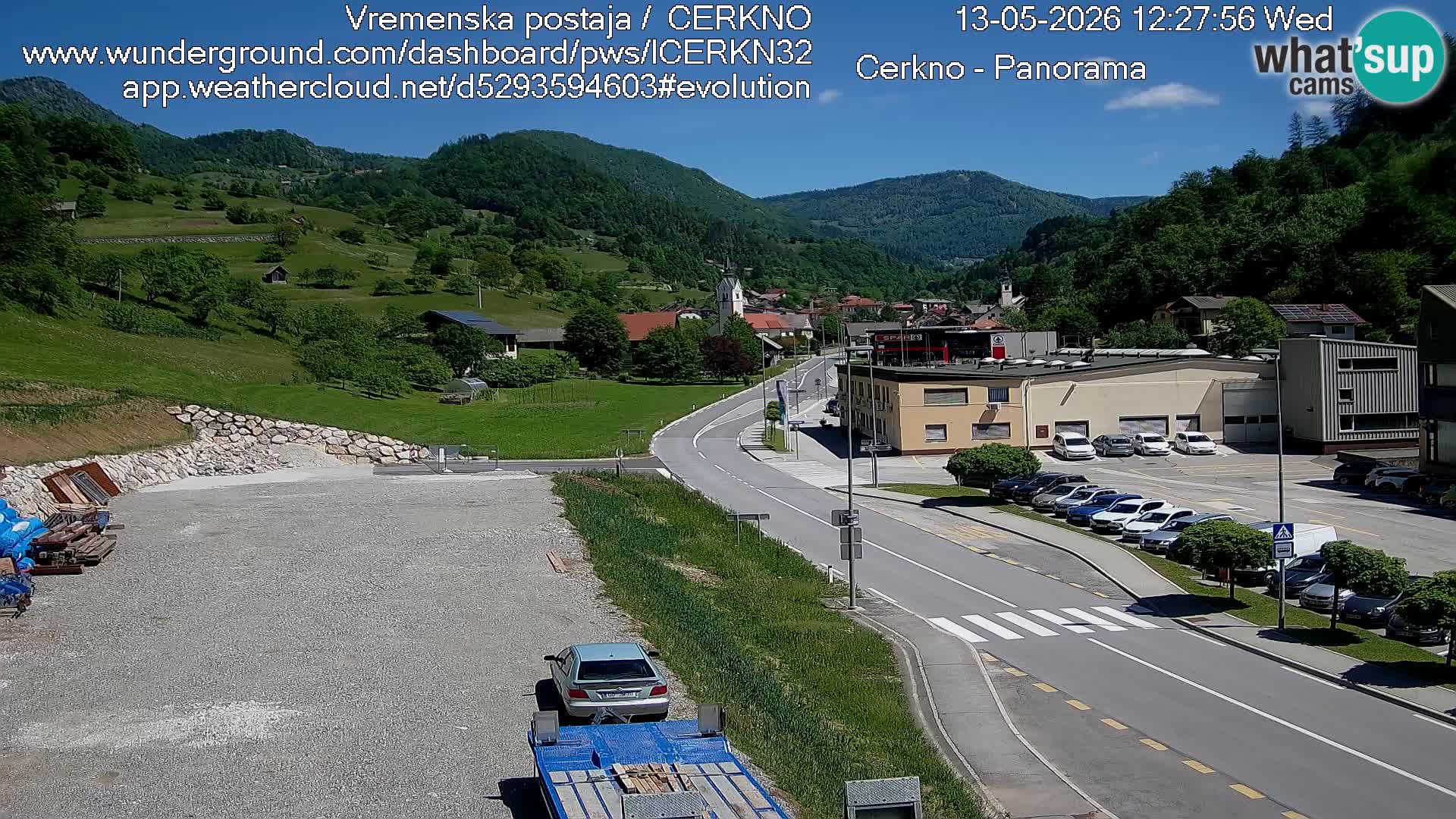 Webcam en direct – Entrée de la ville de Cerkno