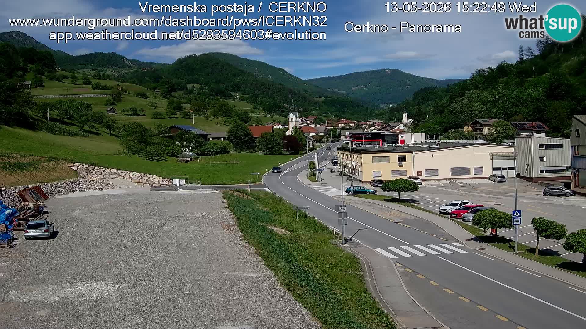Cerkno entrada a la ciudad Webcam en vivo