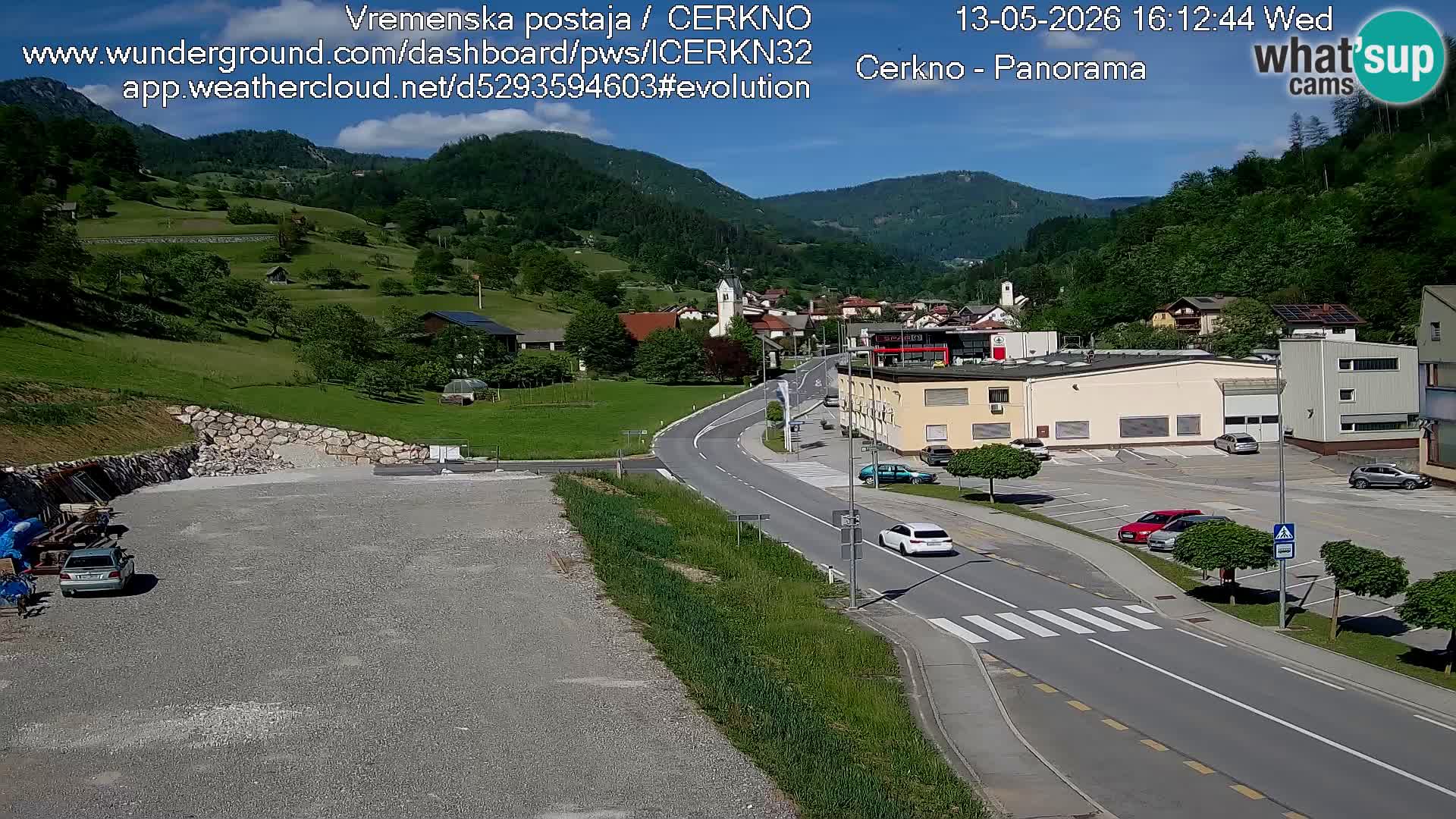Cerkno entrada a la ciudad Webcam en vivo