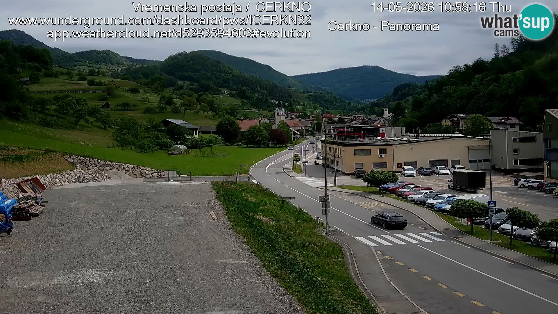 Cerkno city entrance Live Webcam