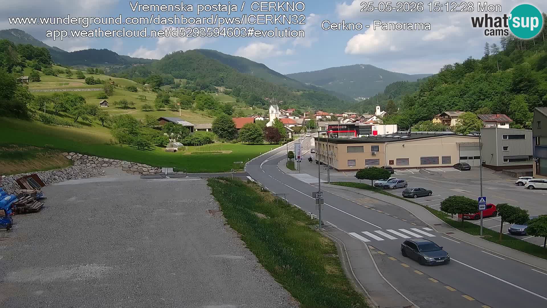 Cerkno city entrance Live Webcam