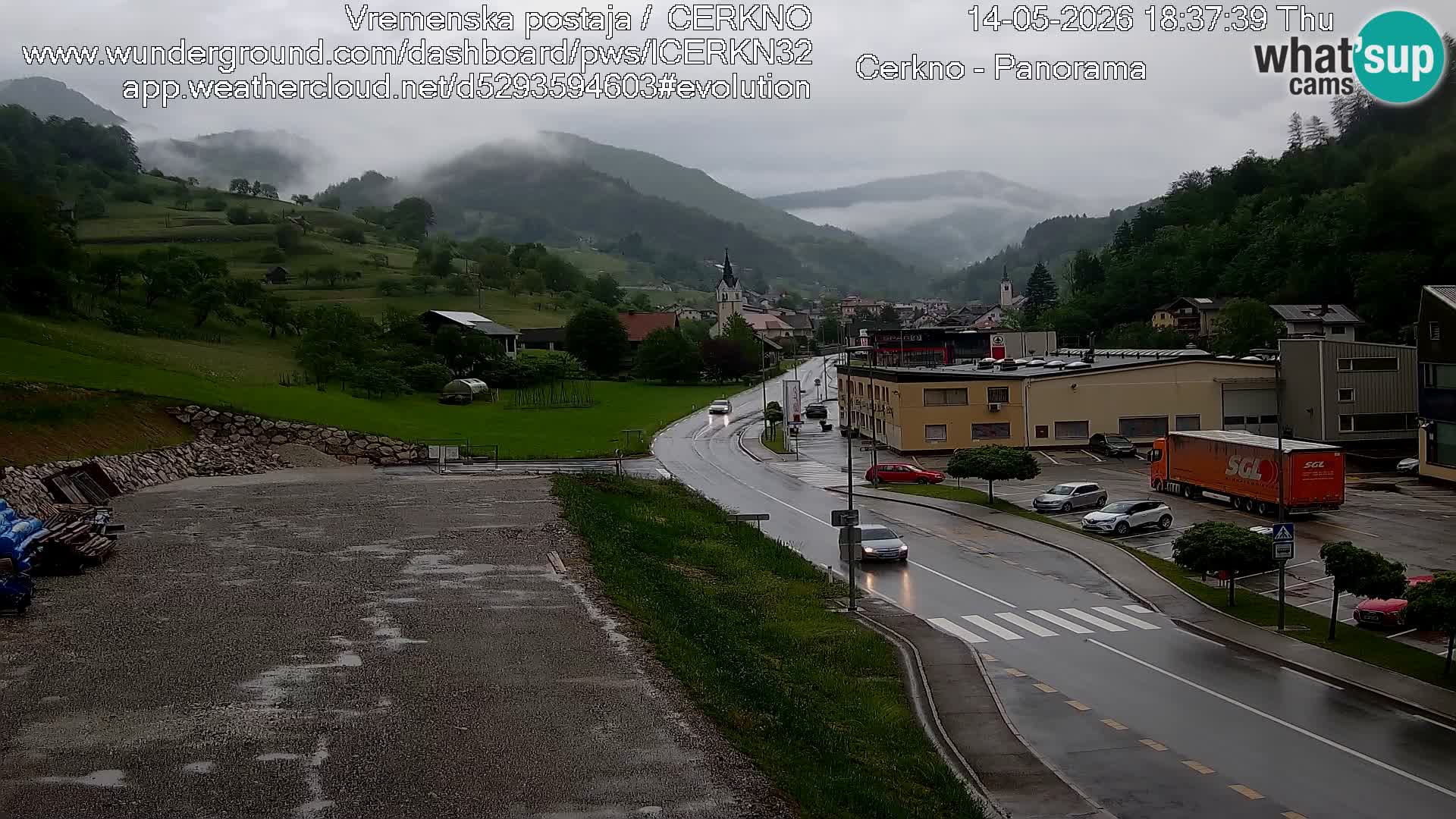 Cerkno entrada a la ciudad Webcam en vivo