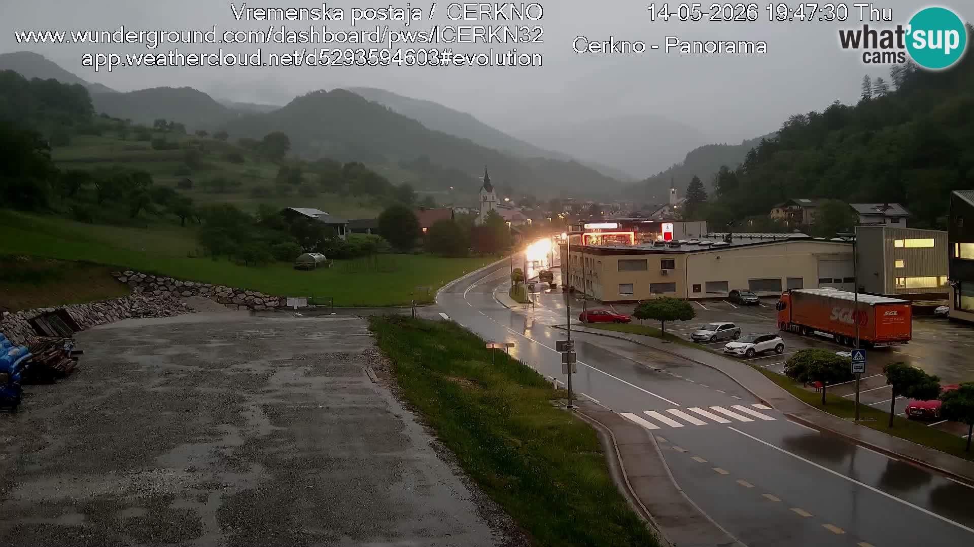 Webcam en direct – Entrée de la ville de Cerkno