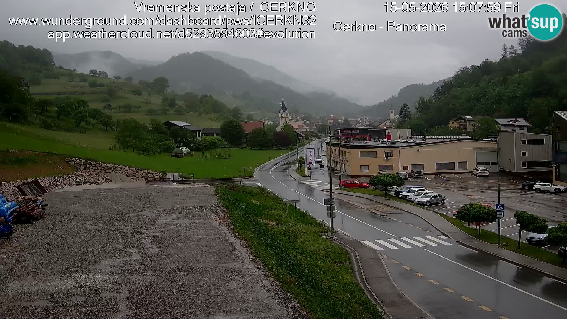 Webcam en direct – Entrée de la ville de Cerkno
