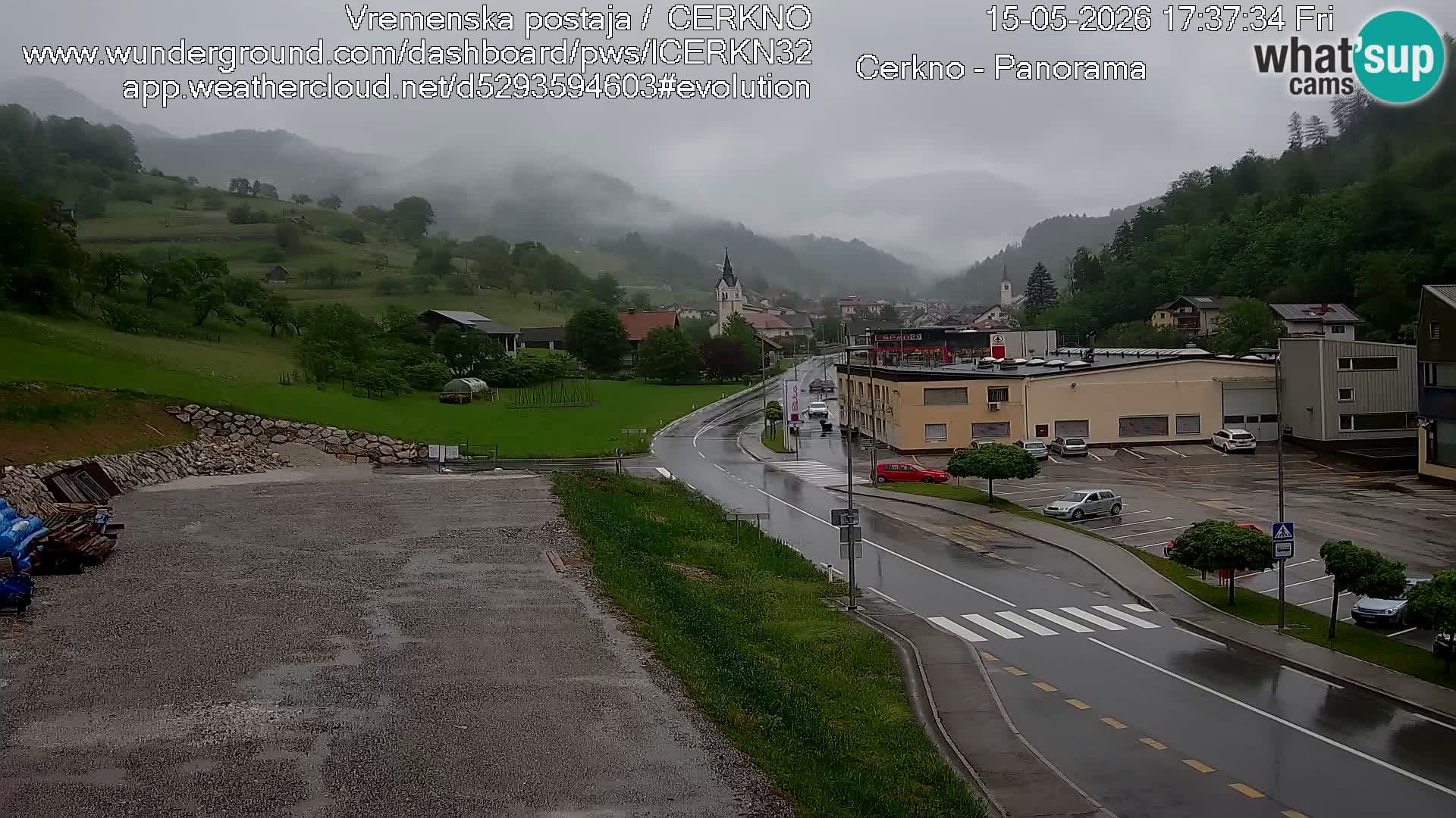 Cerkno entrada a la ciudad Webcam en vivo