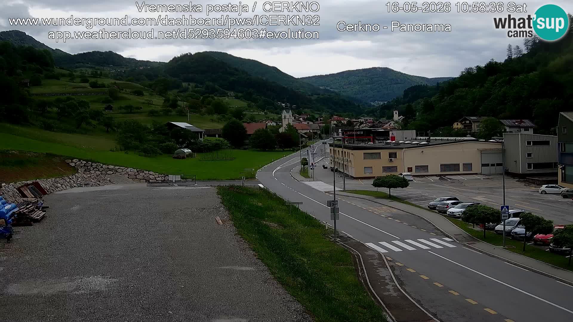 Cerkno entrada a la ciudad Webcam en vivo