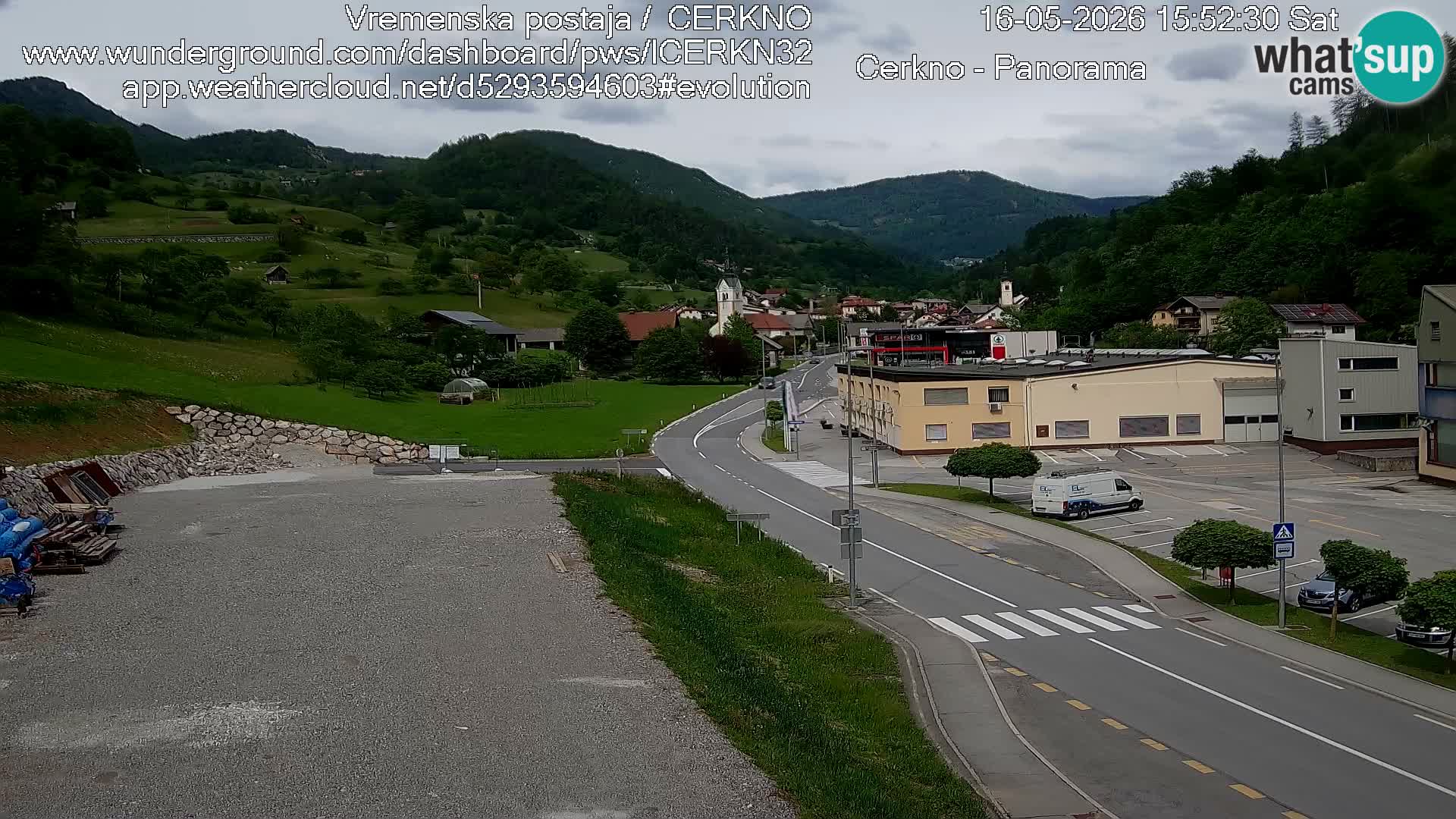 Webcam en direct – Entrée de la ville de Cerkno