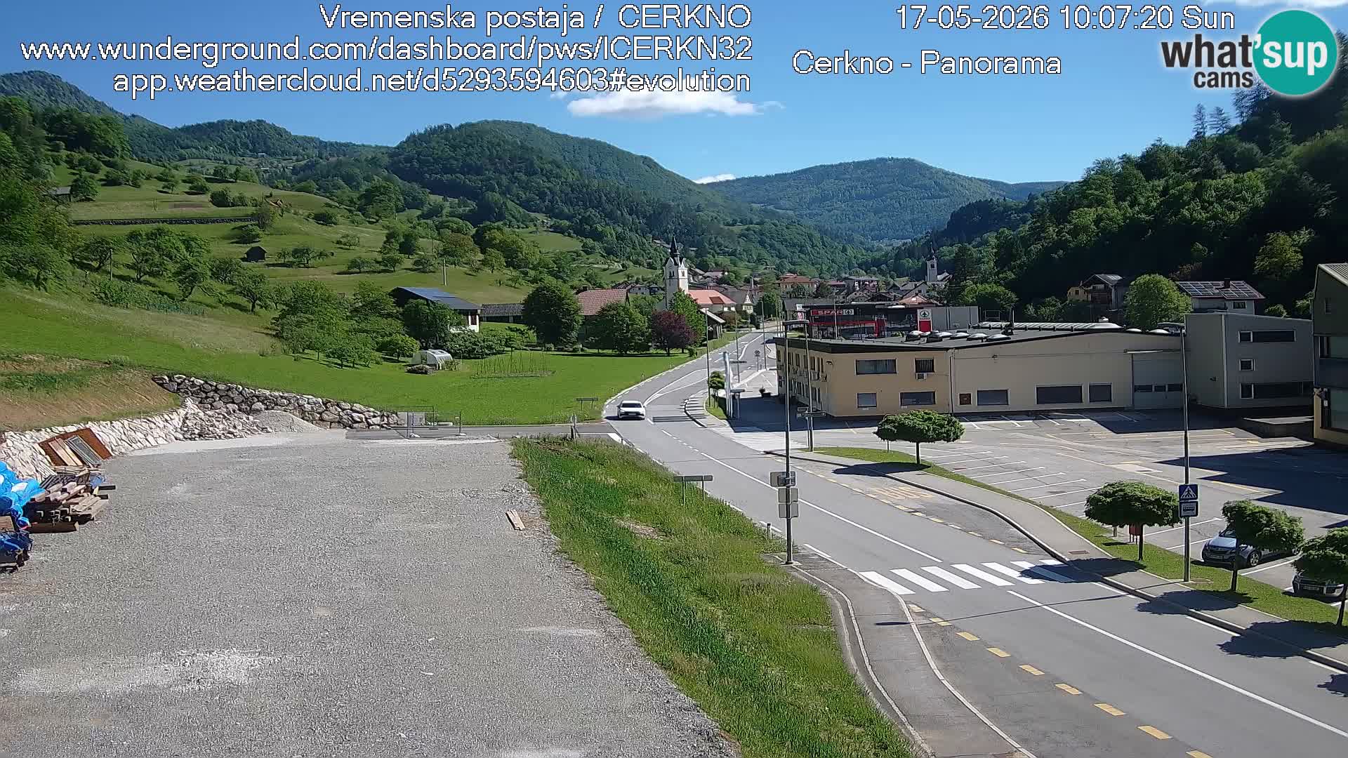Cerkno city entrance Live Webcam