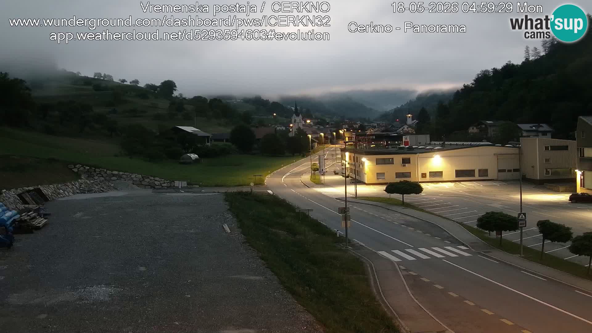 Webcam en direct – Entrée de la ville de Cerkno