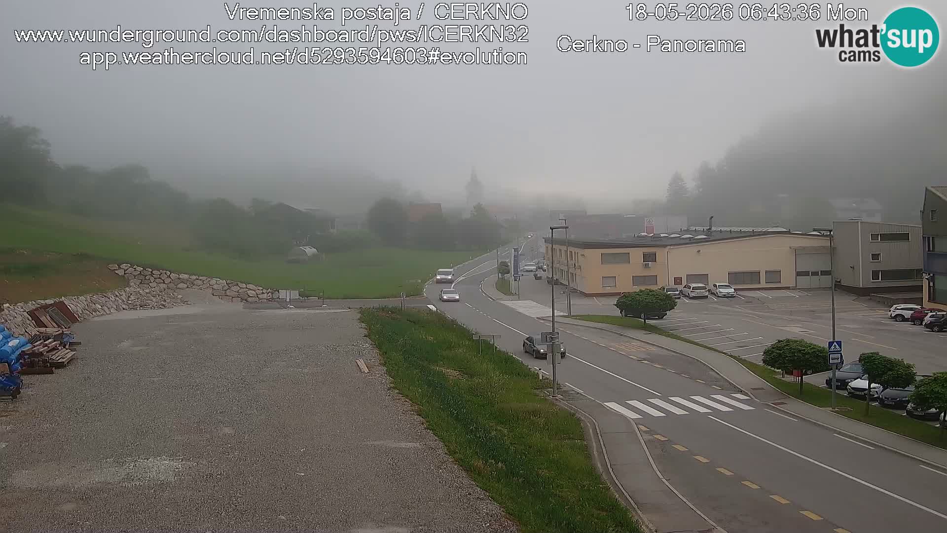Webcam en direct – Entrée de la ville de Cerkno