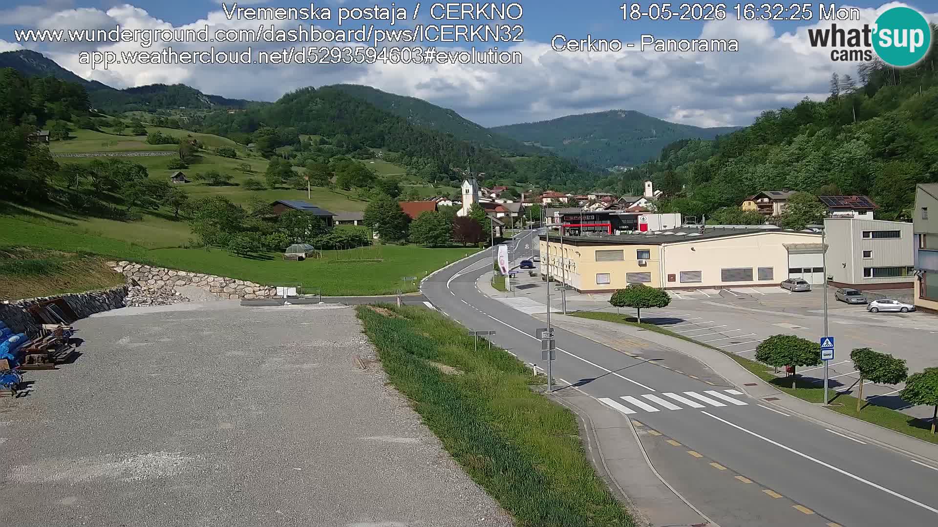 Cerkno city entrance Live Webcam