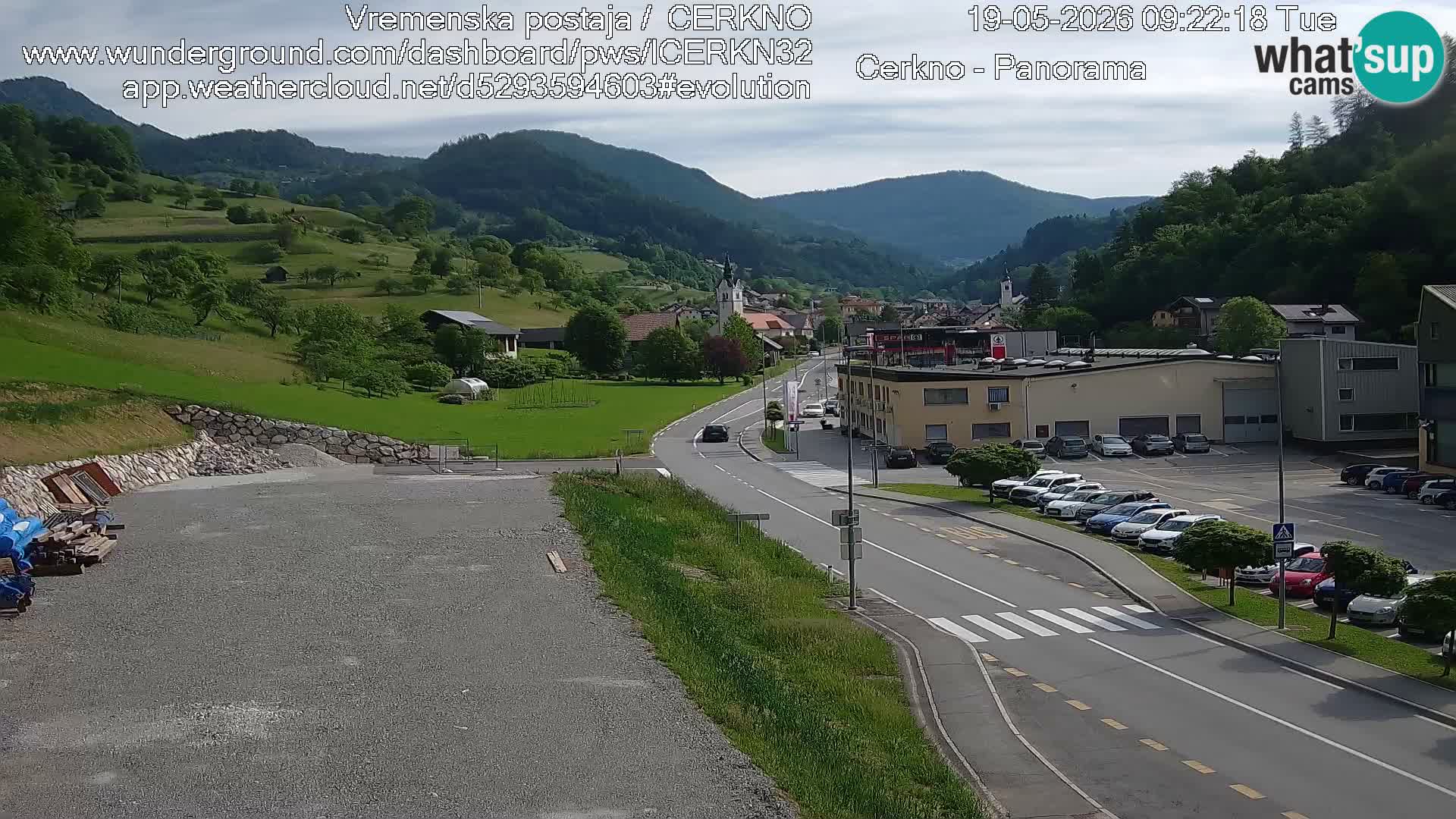 Webcam en direct – Entrée de la ville de Cerkno