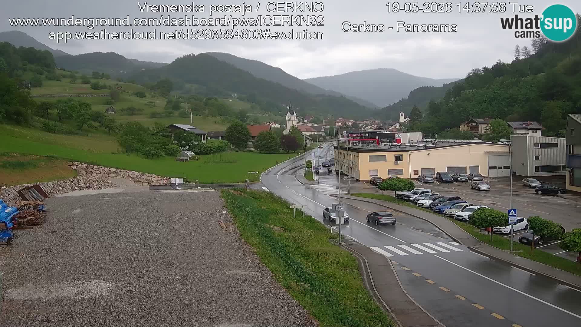 Webcam en direct – Entrée de la ville de Cerkno