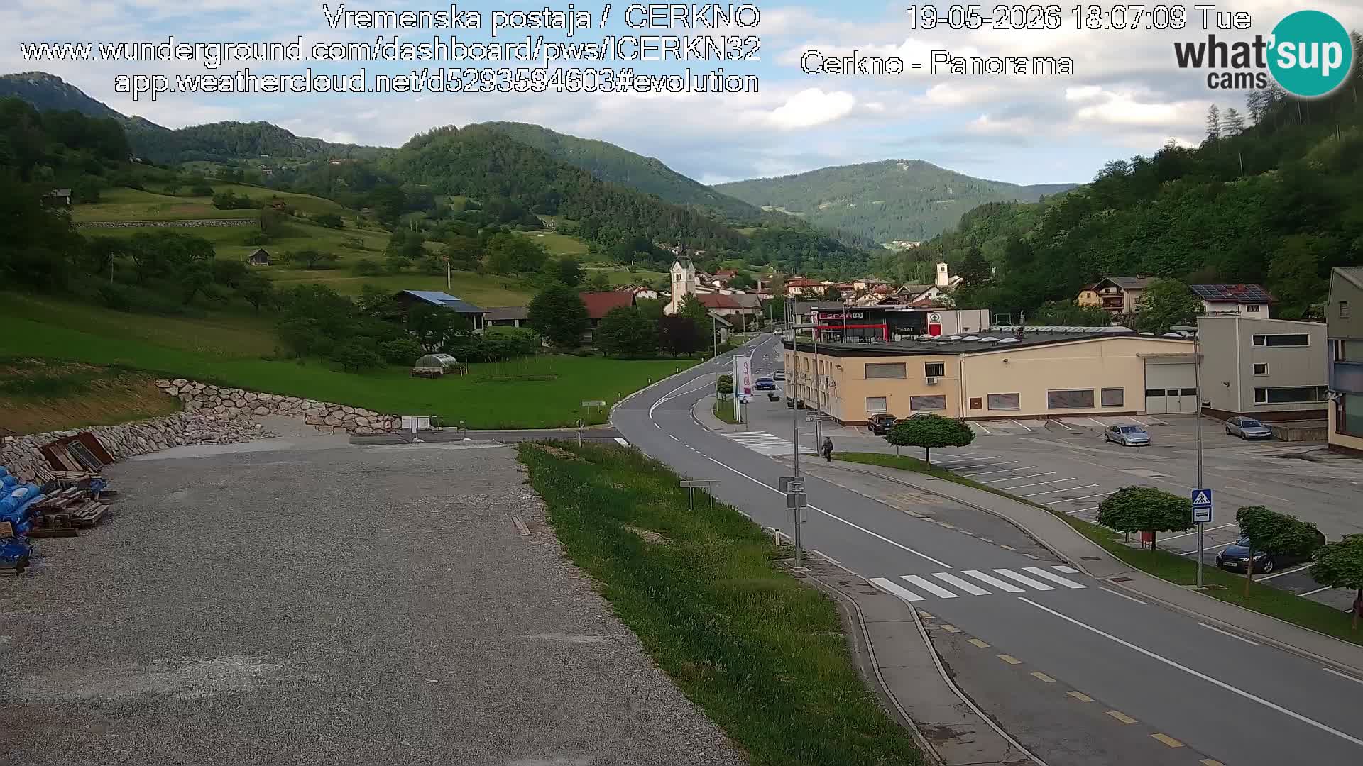 Cerkno entrada a la ciudad Webcam en vivo