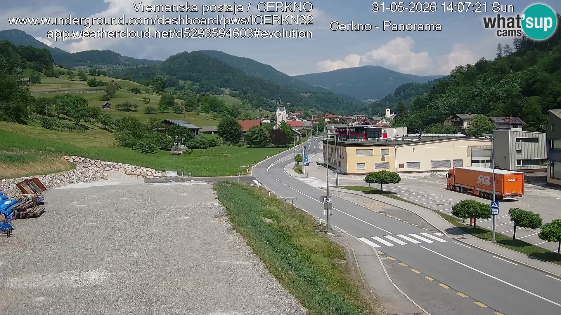 Cerkno city entrance Live Webcam
