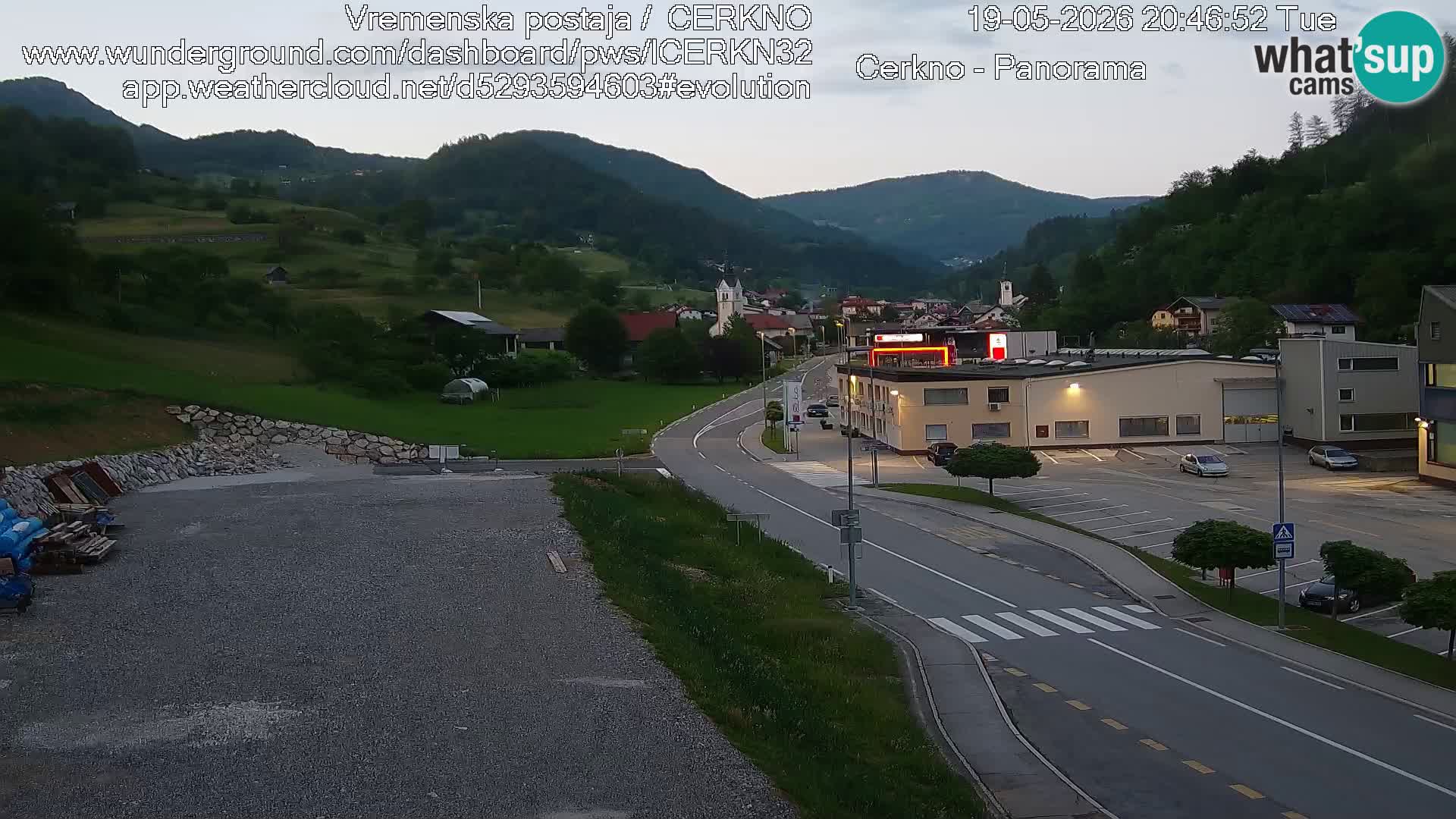 Webcam en direct – Entrée de la ville de Cerkno
