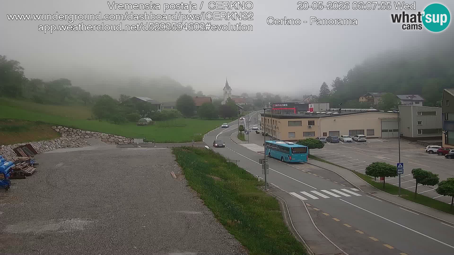 Cerkno entrada a la ciudad Webcam en vivo