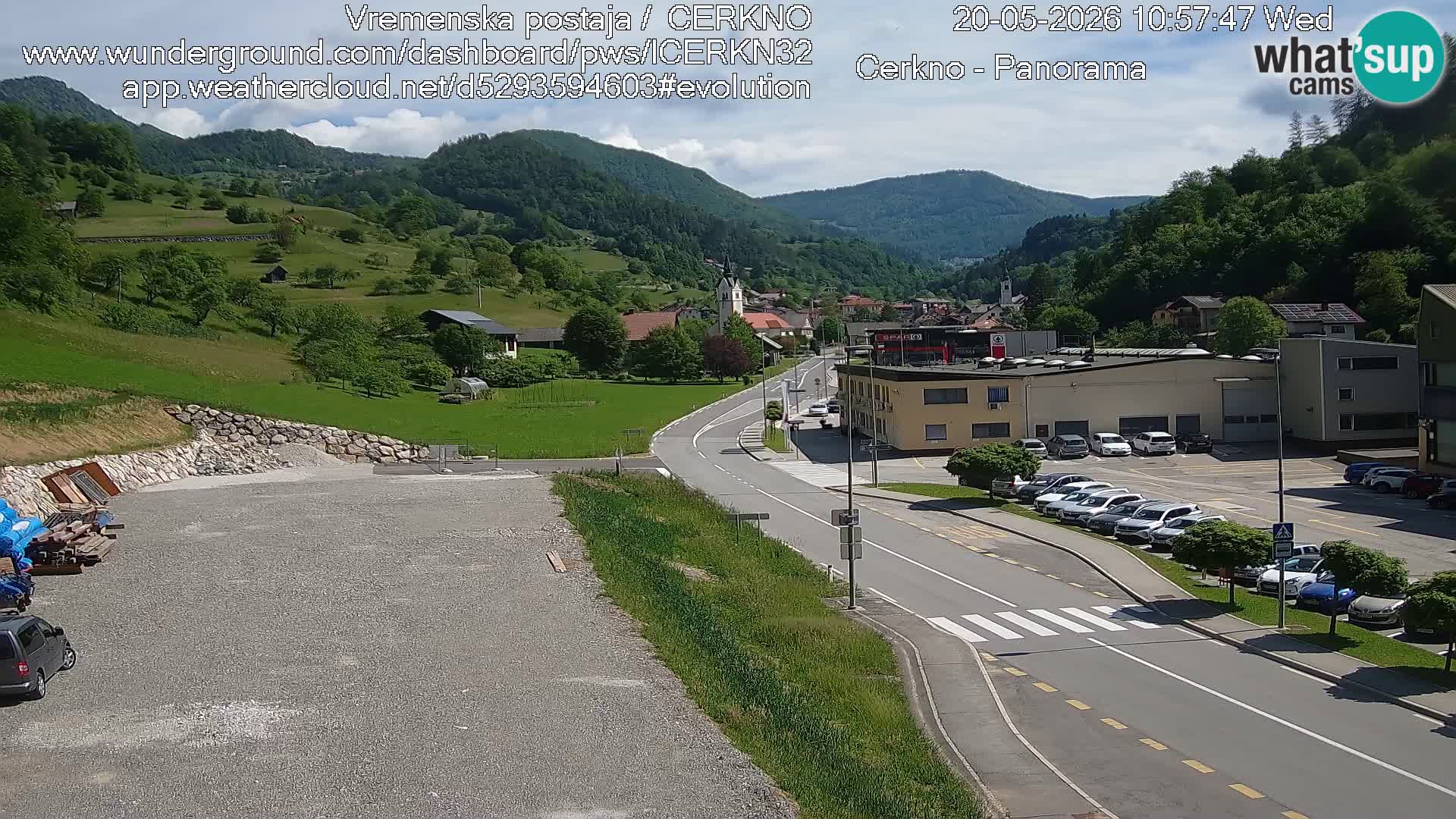 Cerkno entrada a la ciudad Webcam en vivo