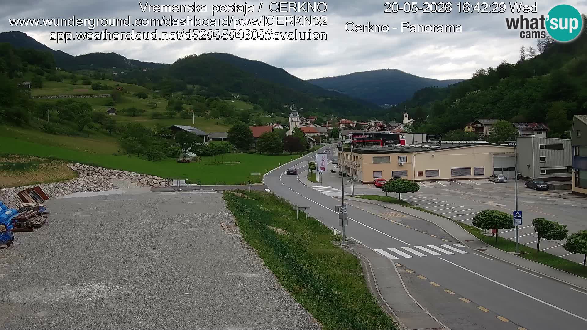 Cerkno city entrance Live Webcam