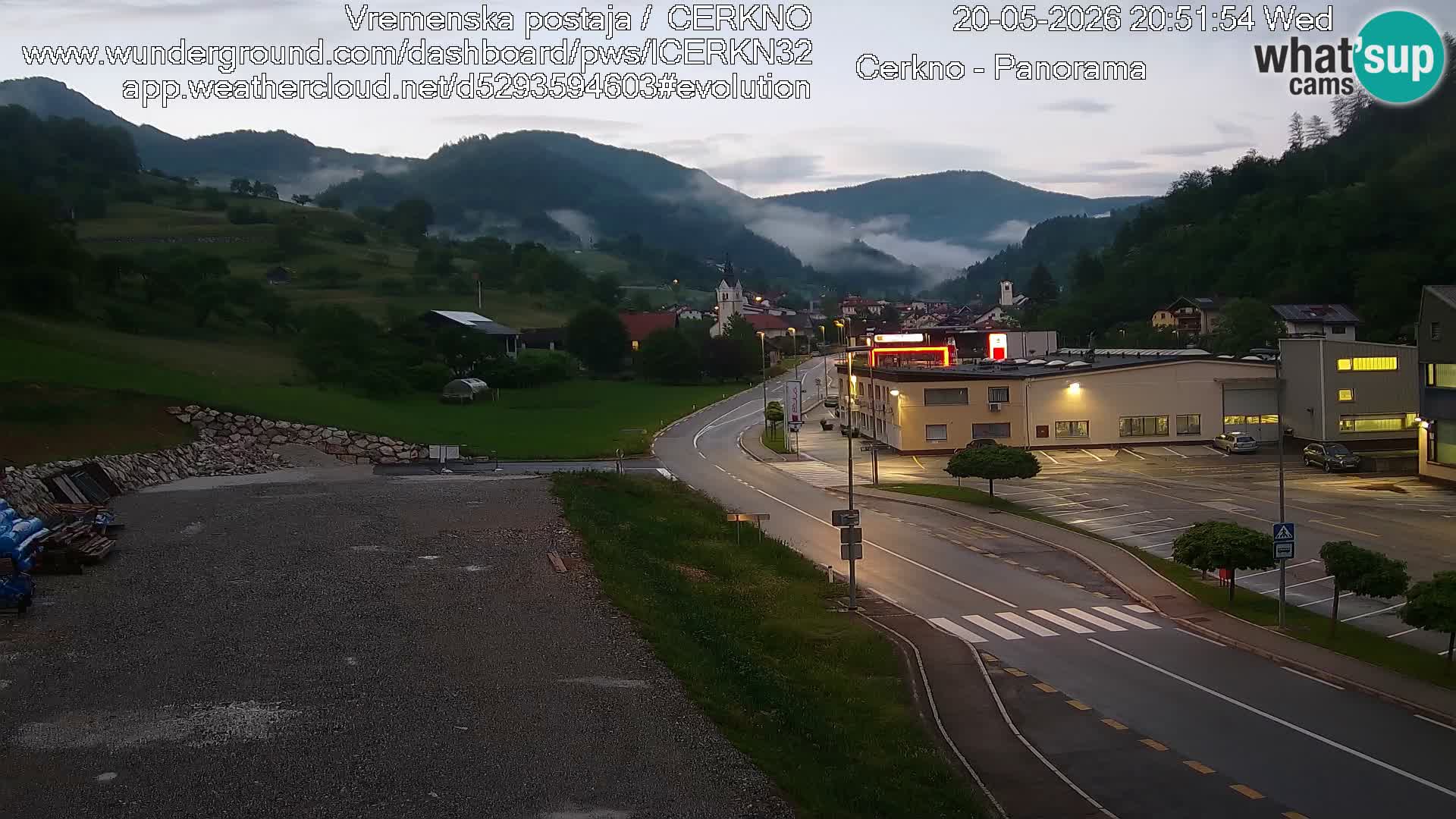 Webcam en direct – Entrée de la ville de Cerkno
