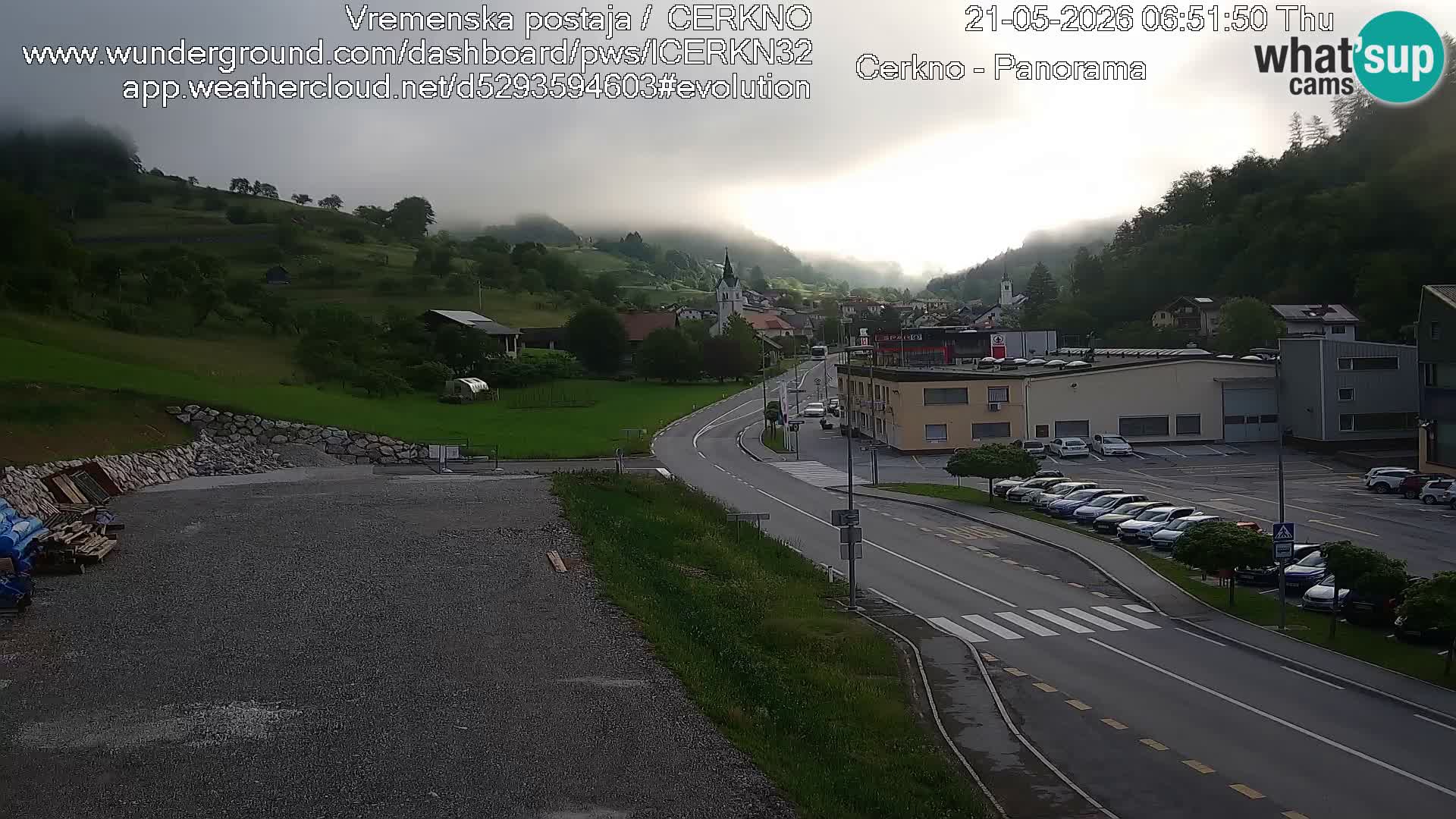 Cerkno entrada a la ciudad Webcam en vivo