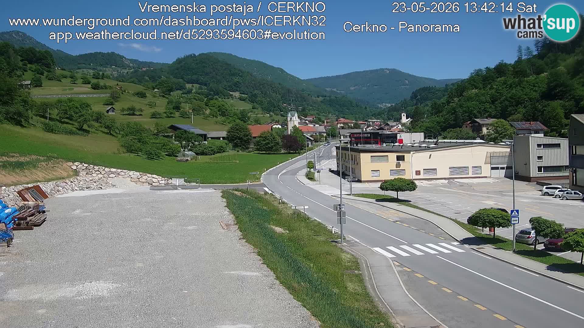 Cerkno entrada a la ciudad Webcam en vivo