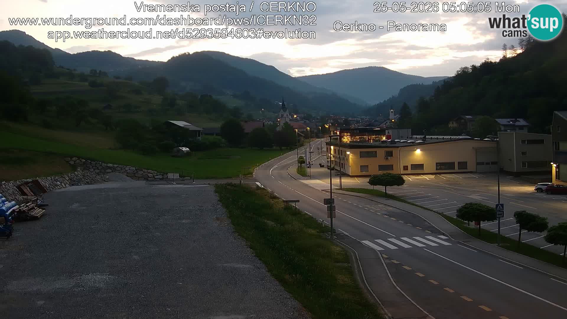 Webcam en direct – Entrée de la ville de Cerkno