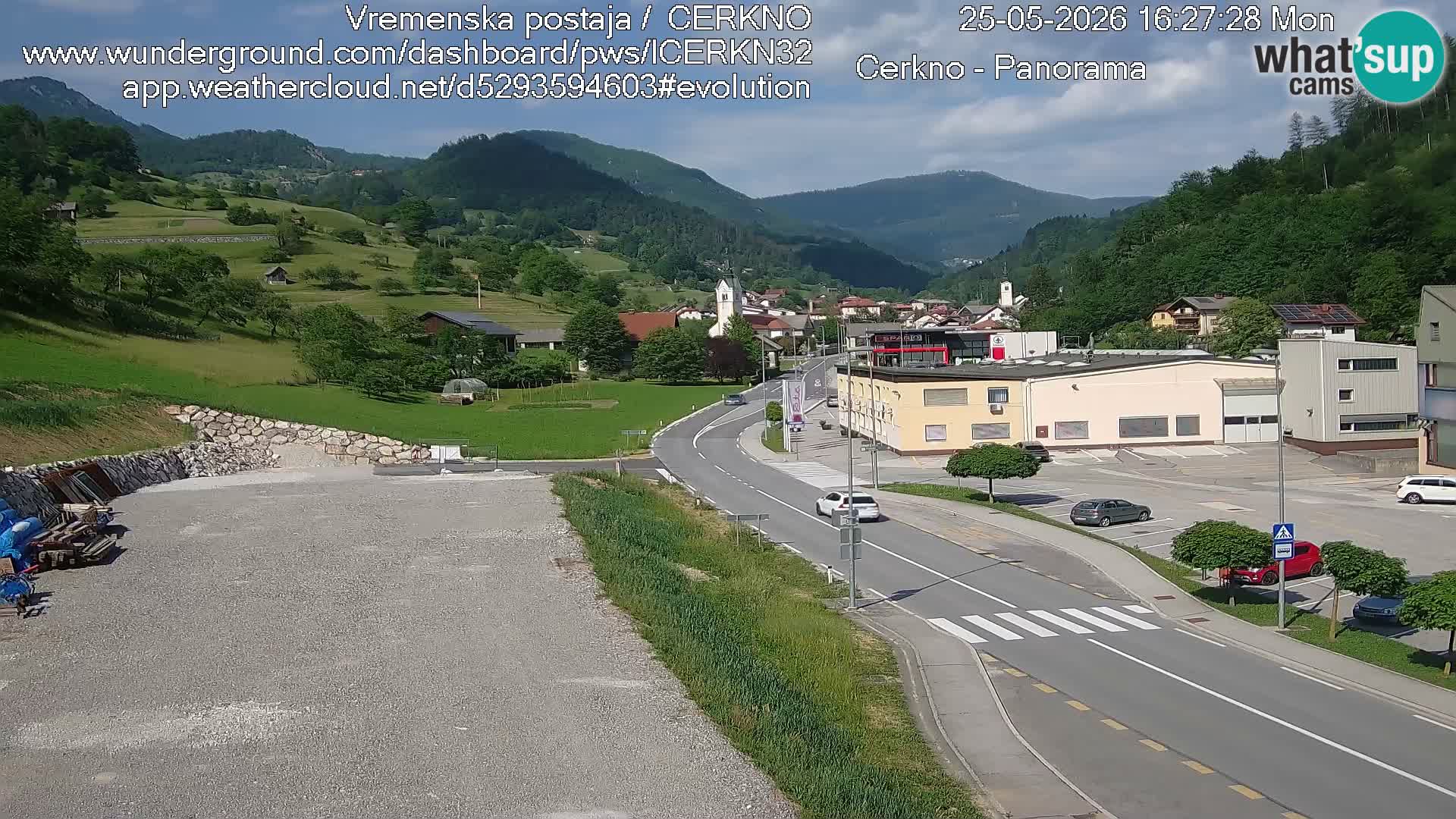 Cerkno city entrance Live Webcam