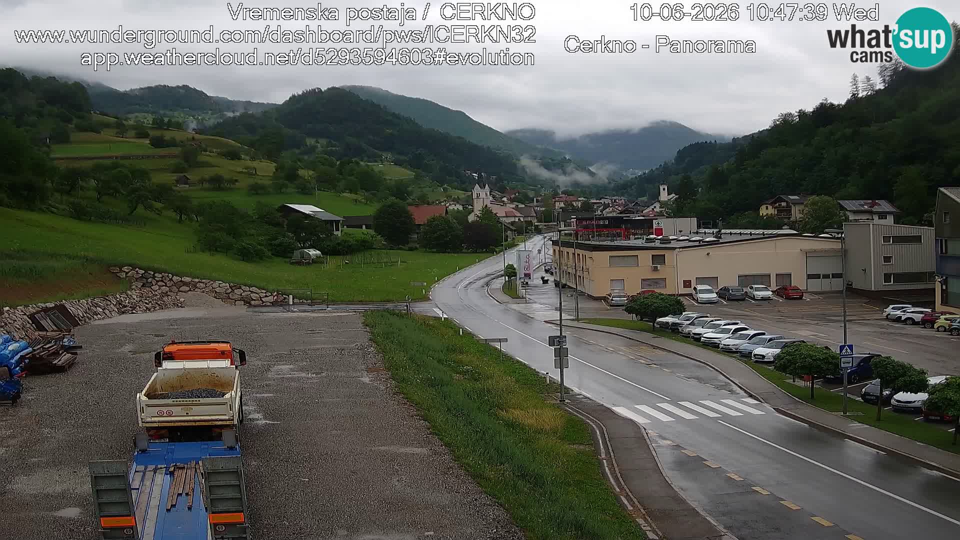 Cerkno entrada a la ciudad Webcam en vivo