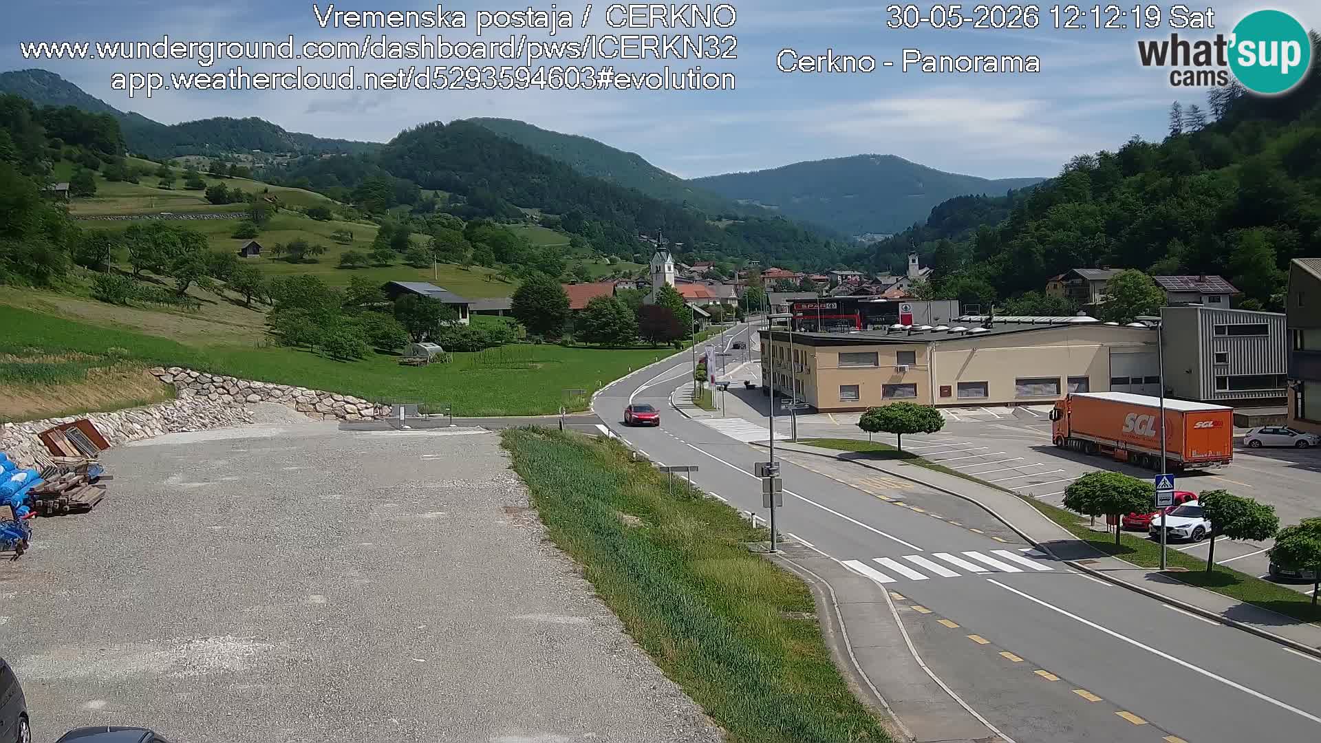 Webcam en direct – Entrée de la ville de Cerkno
