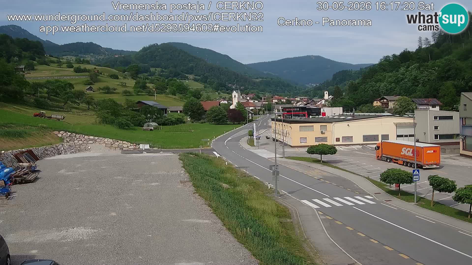 Cerkno entrada a la ciudad Webcam en vivo