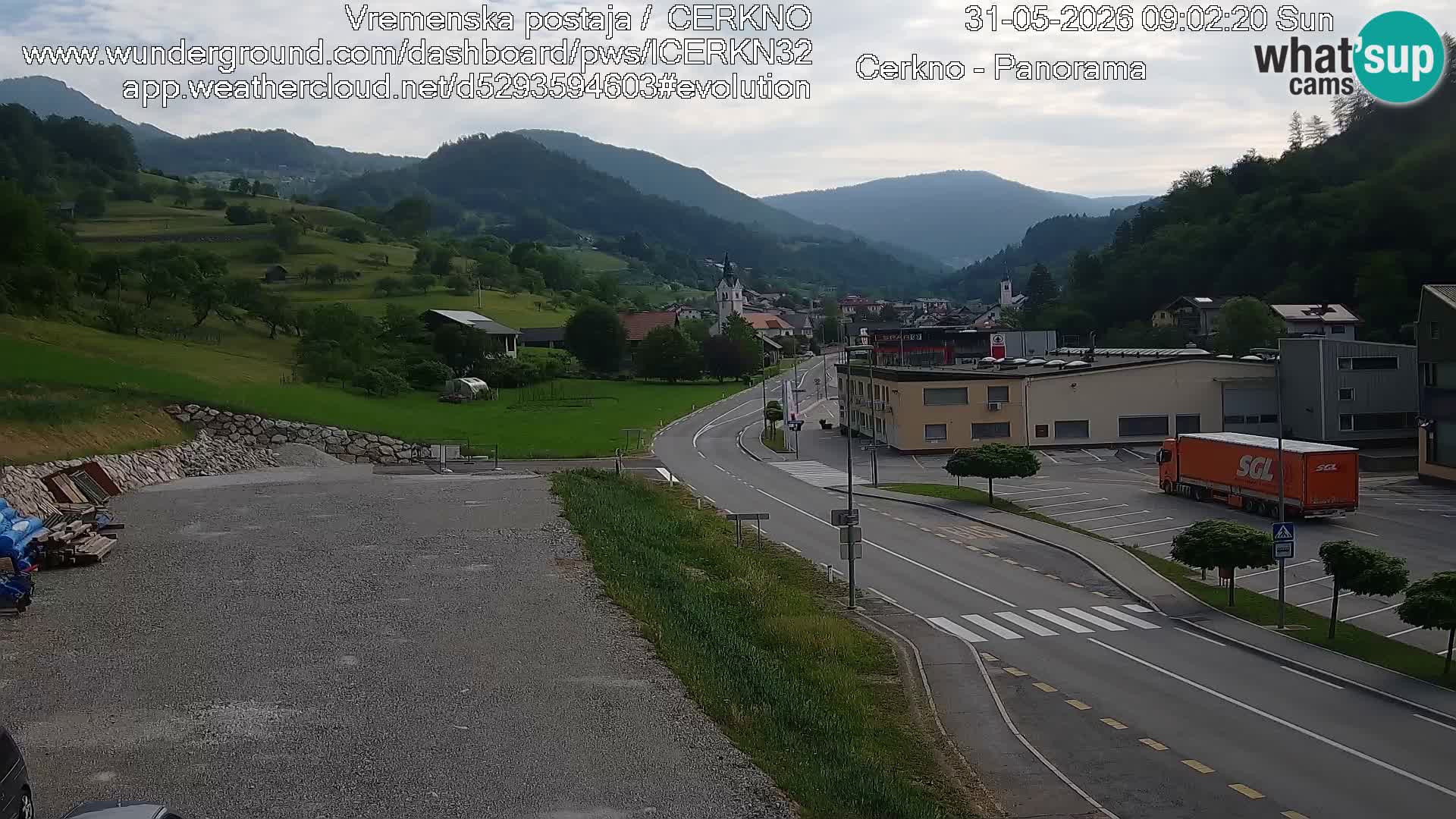 Cerkno city entrance Live Webcam