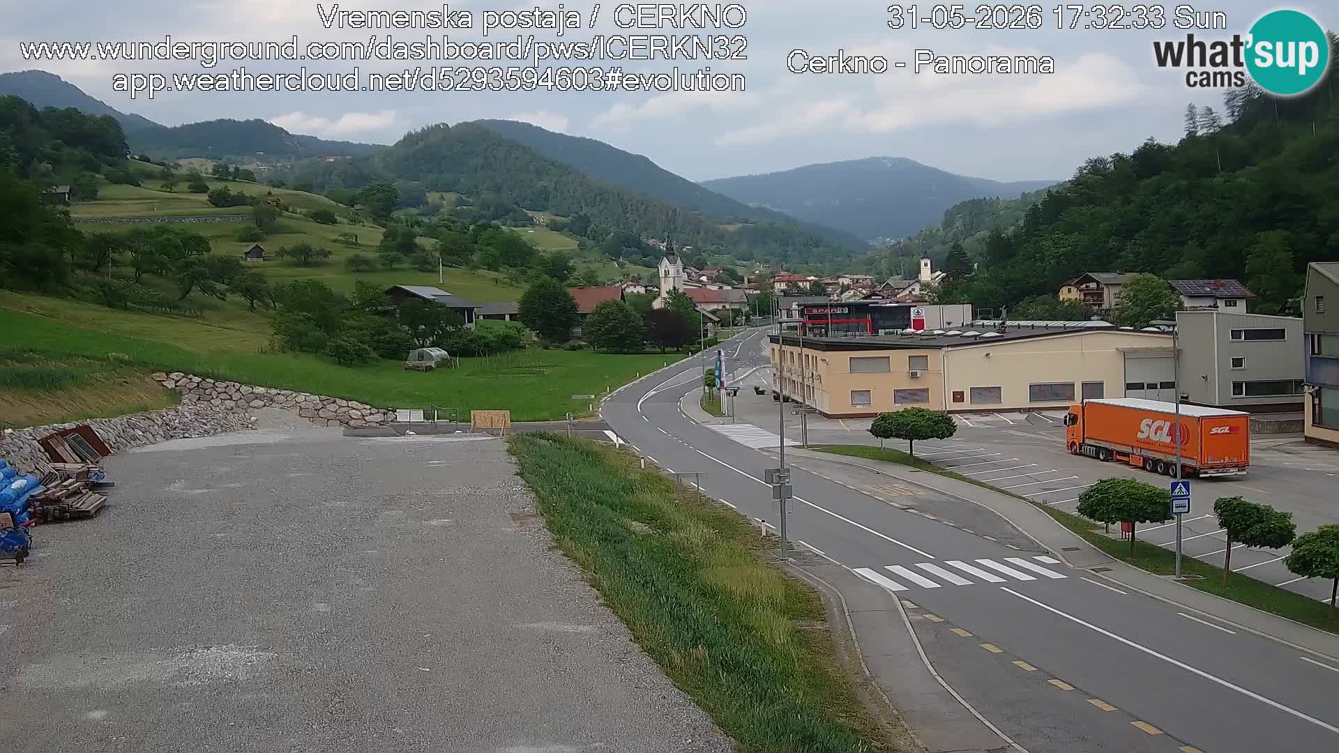 Cerkno city entrance Live Webcam