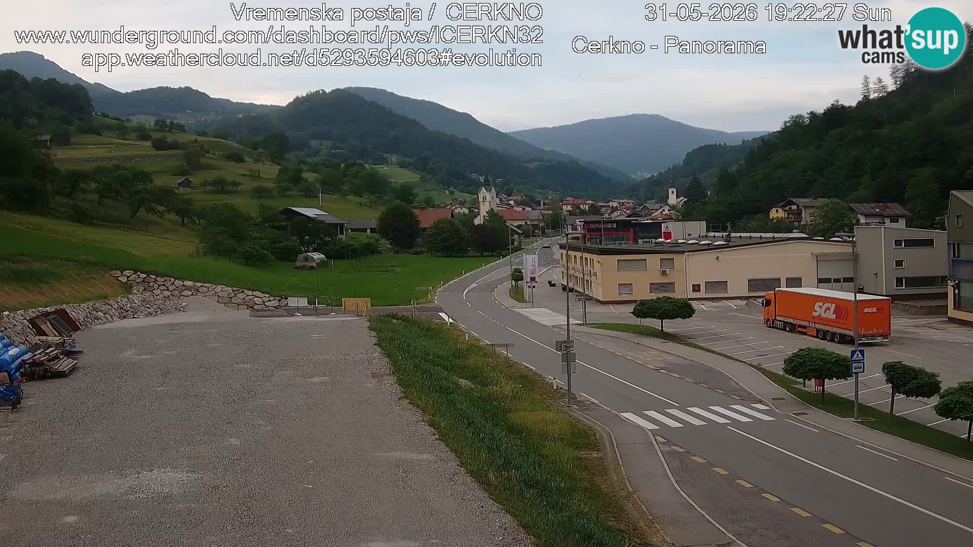 Cerkno city entrance Live Webcam