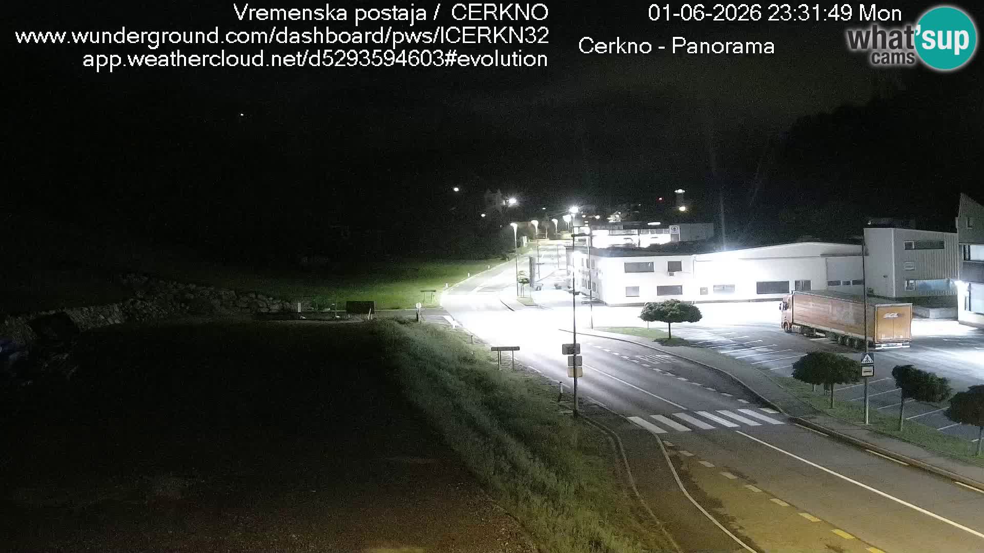 Cerkno entrada a la ciudad Webcam en vivo