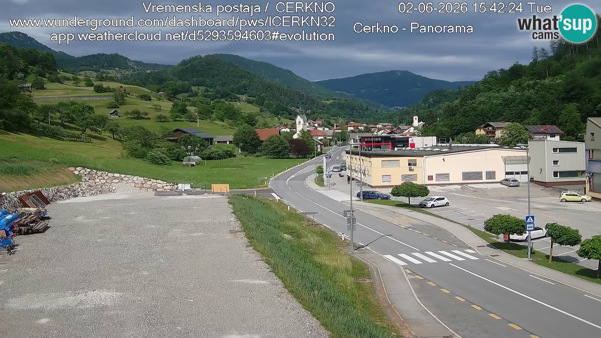 Webcam en direct – Entrée de la ville de Cerkno