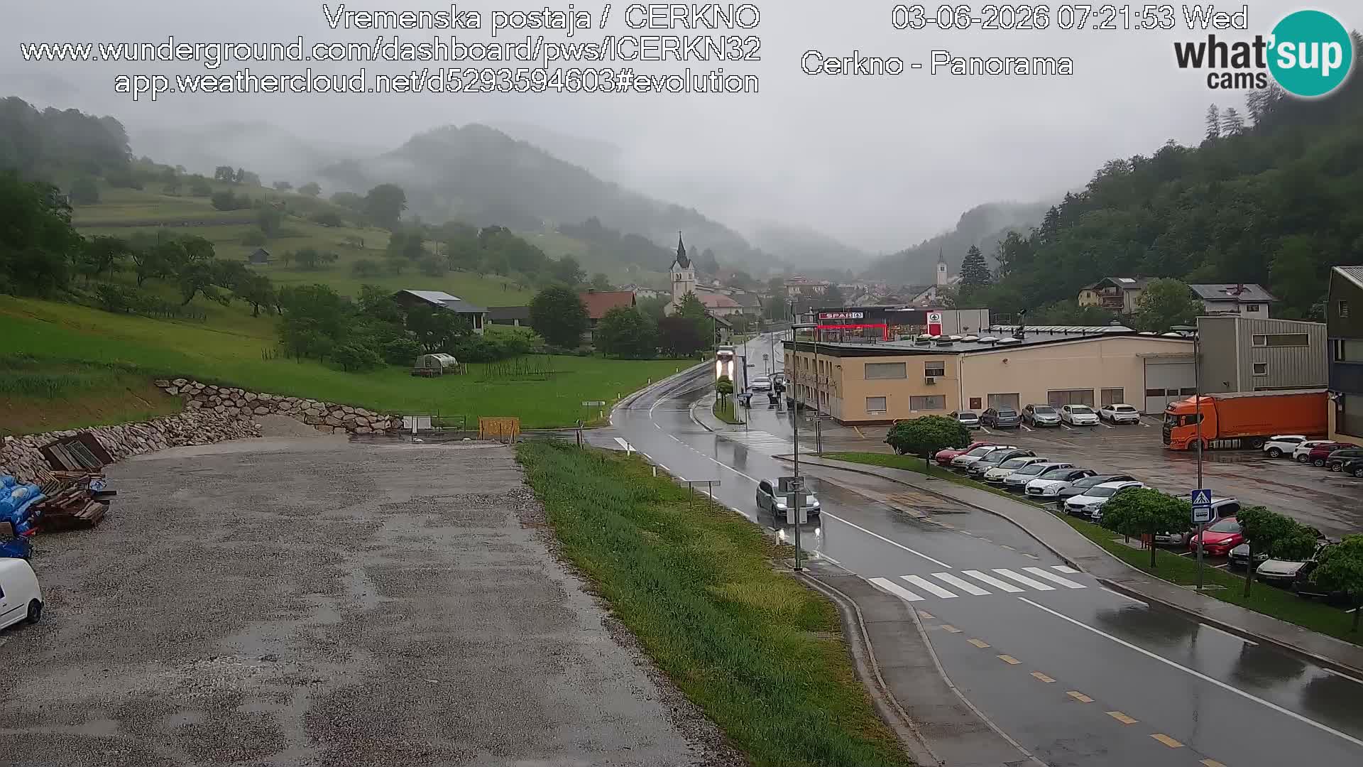 Webcam en direct – Entrée de la ville de Cerkno
