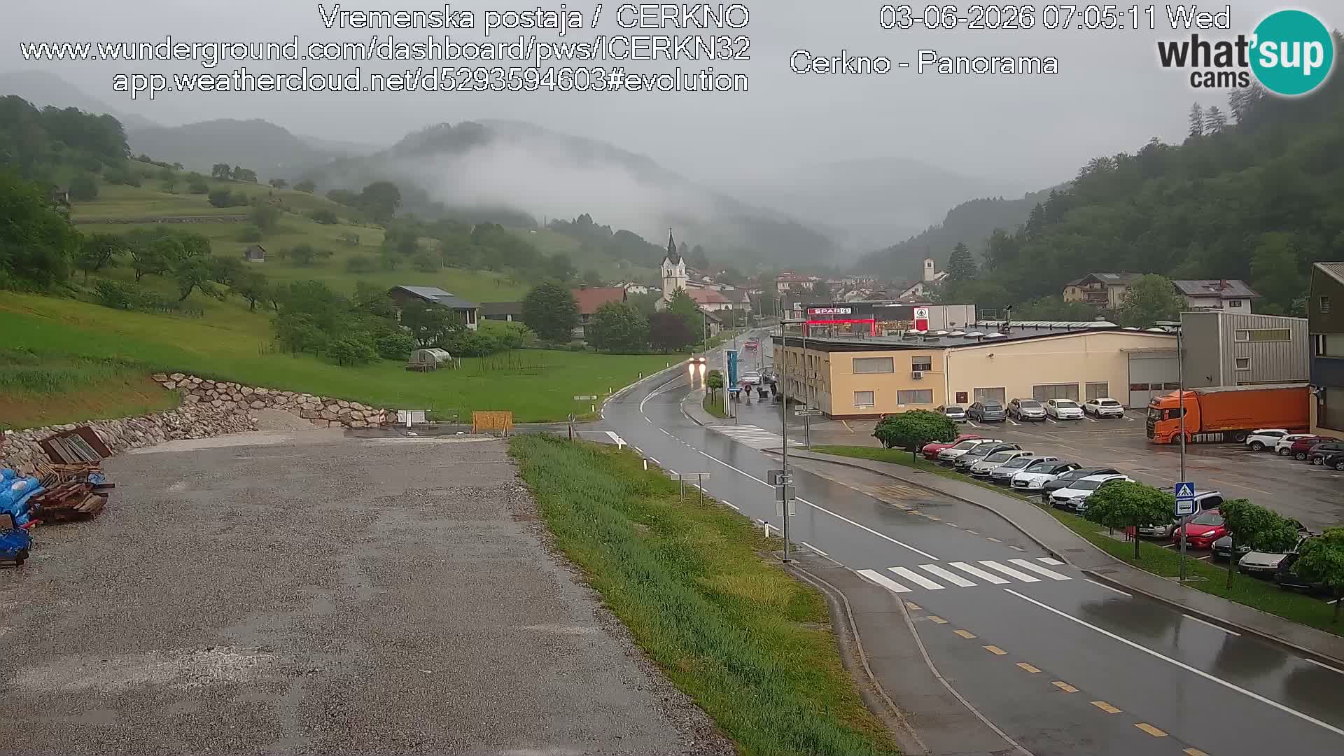 Webcam en direct – Entrée de la ville de Cerkno