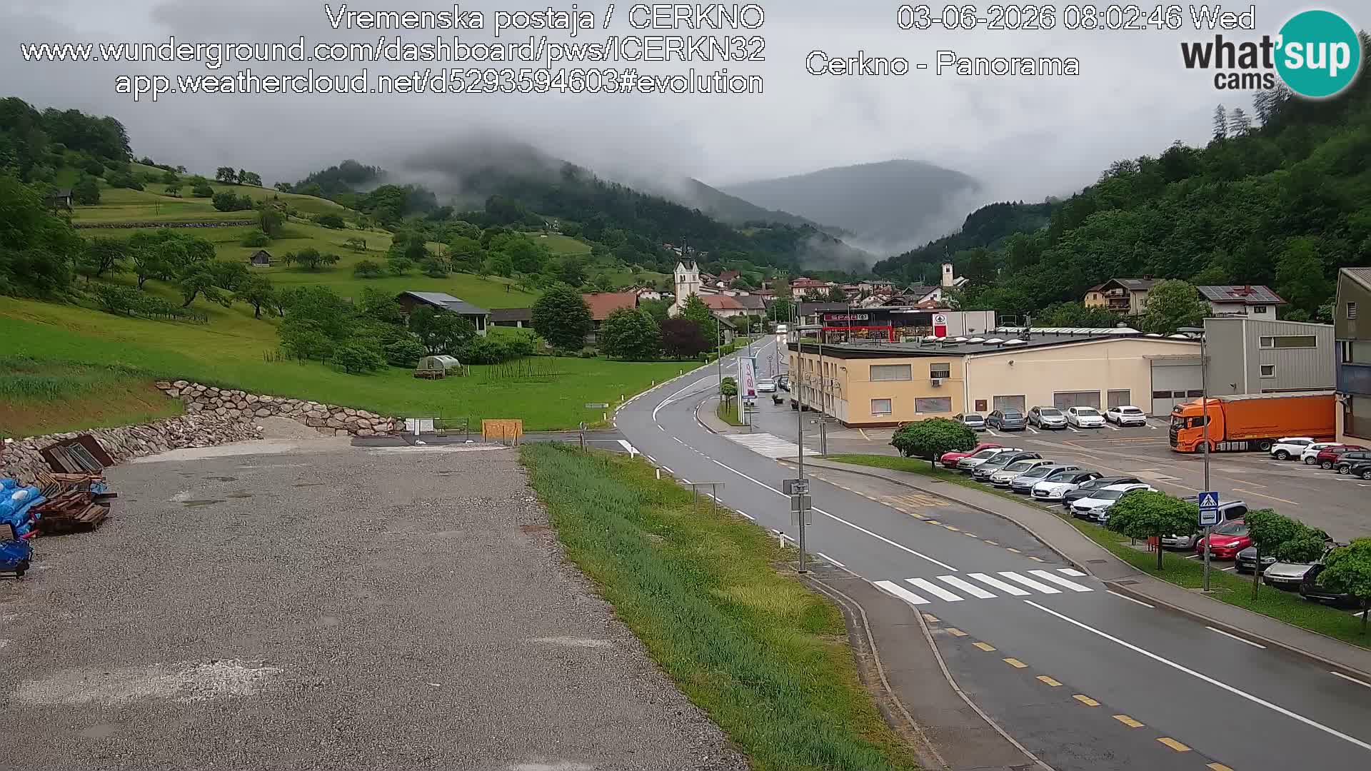 Cerkno entrada a la ciudad Webcam en vivo