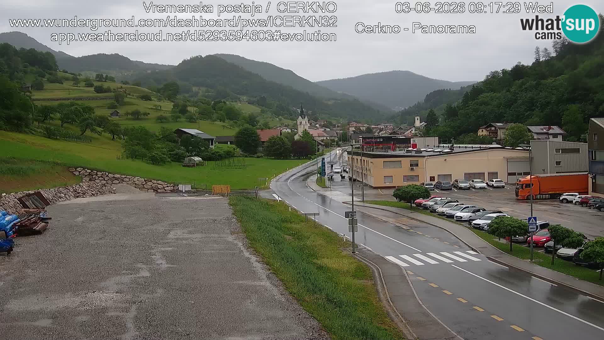 Cerkno entrada a la ciudad Webcam en vivo